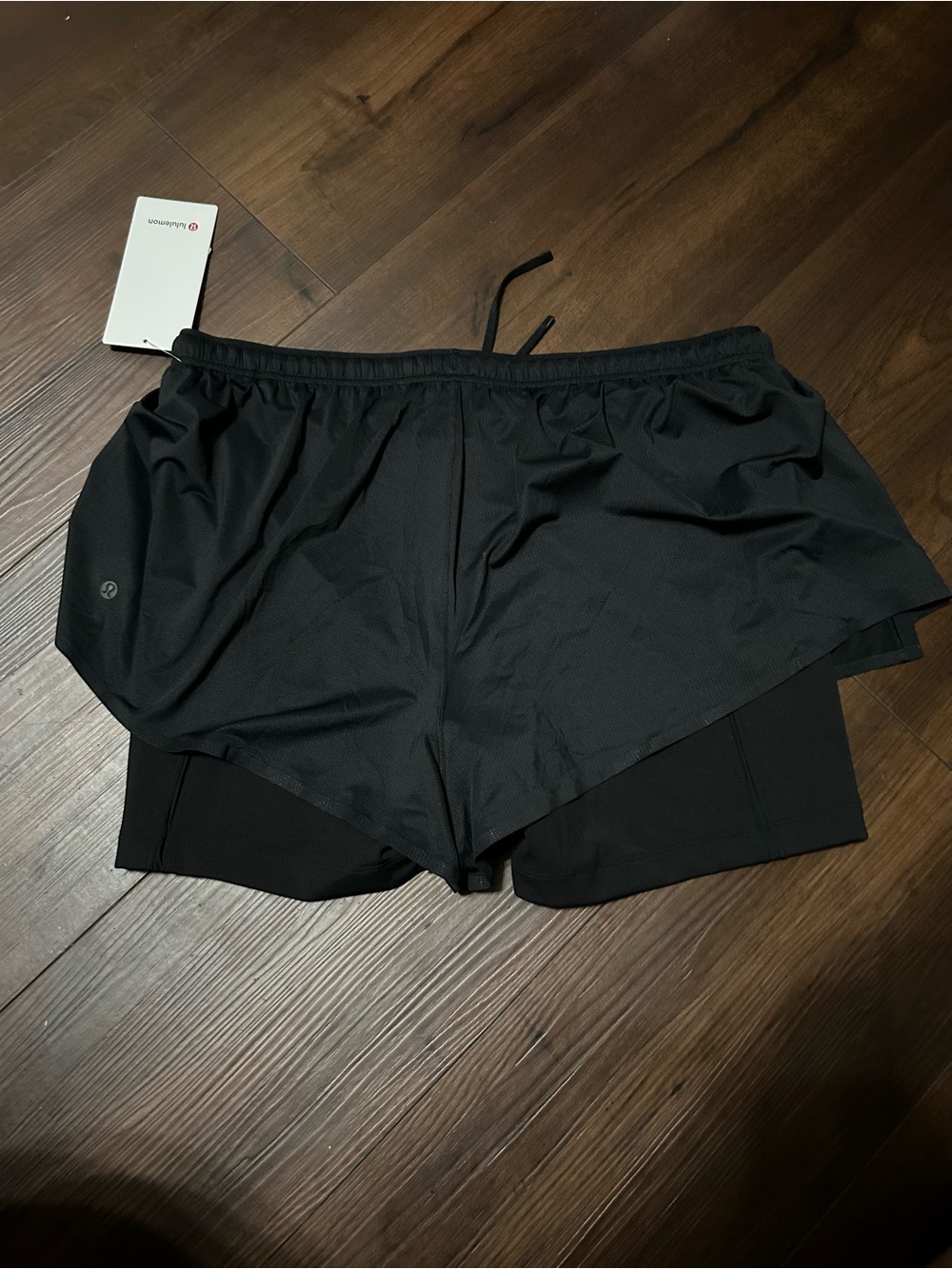 lululemon athletica Black Lightweight 2-in-1 Running High Rise Short - Picture 2 of 3
